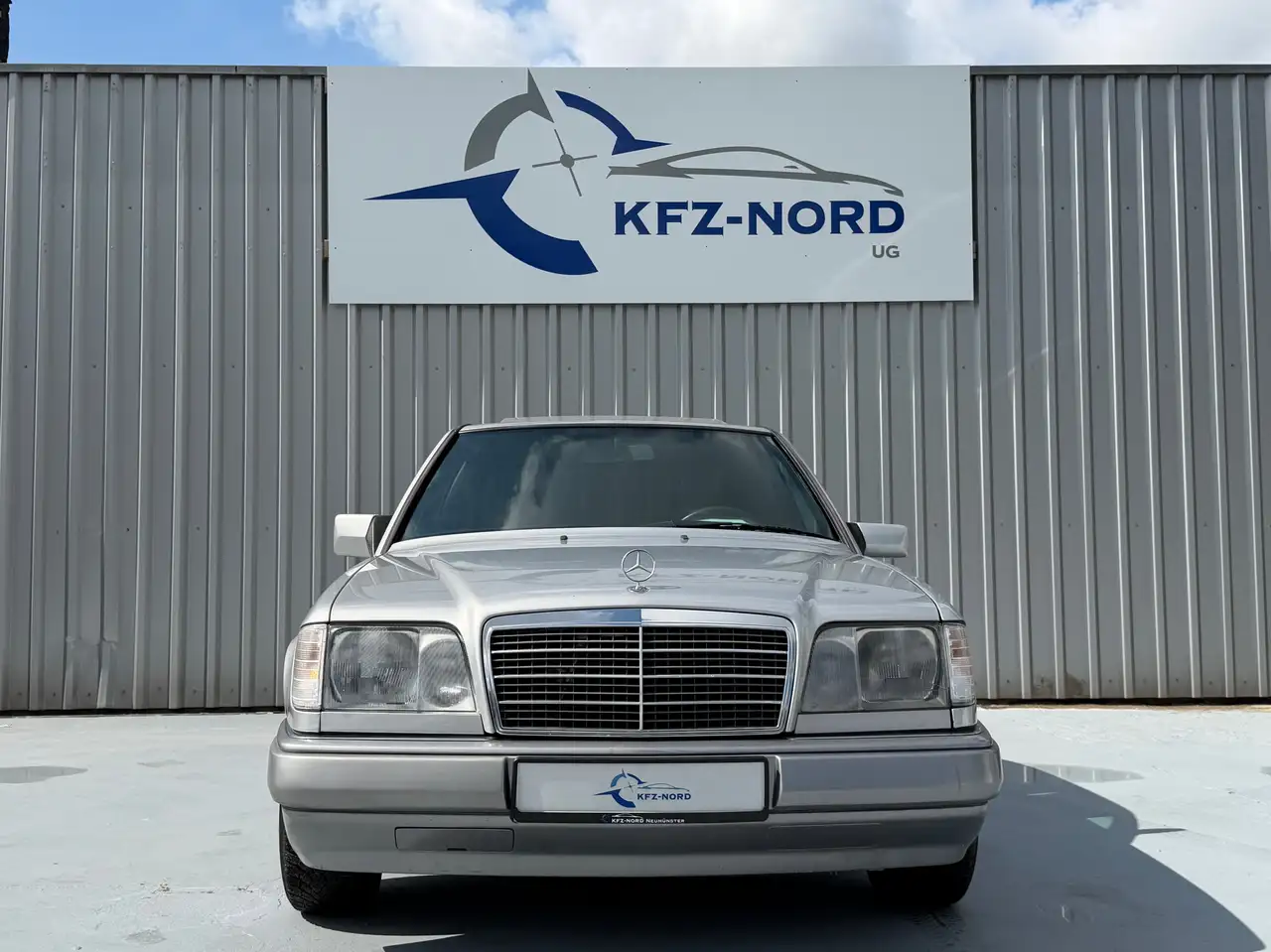 Mercedes-Benz E 220 E-Klasse W 124 Tür neu°S.Dach°H-Kenzeichen°, foto 1