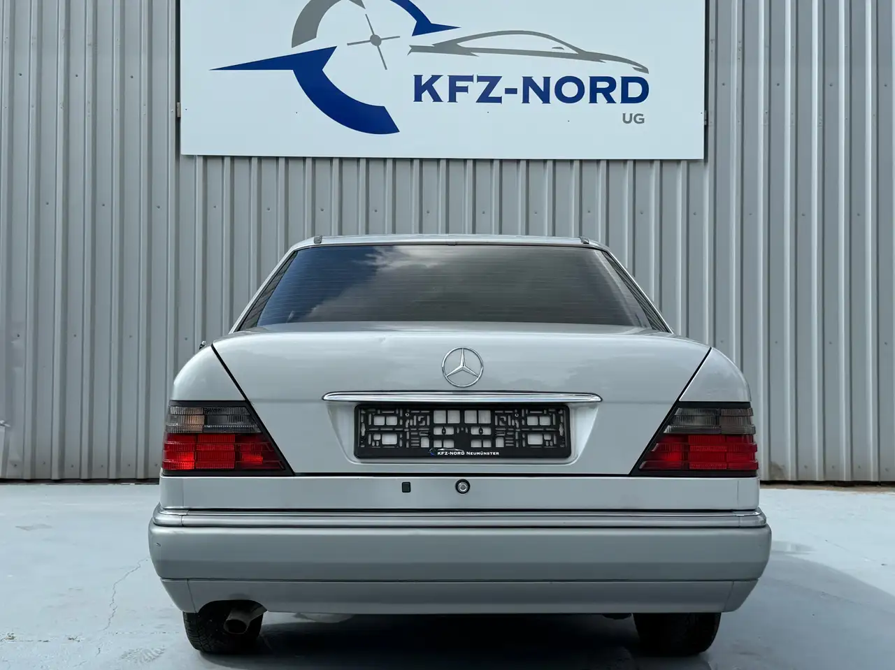Mercedes-Benz E 220 E-Klasse W 124 Tür neu°S.Dach°H-Kenzeichen°, foto 4