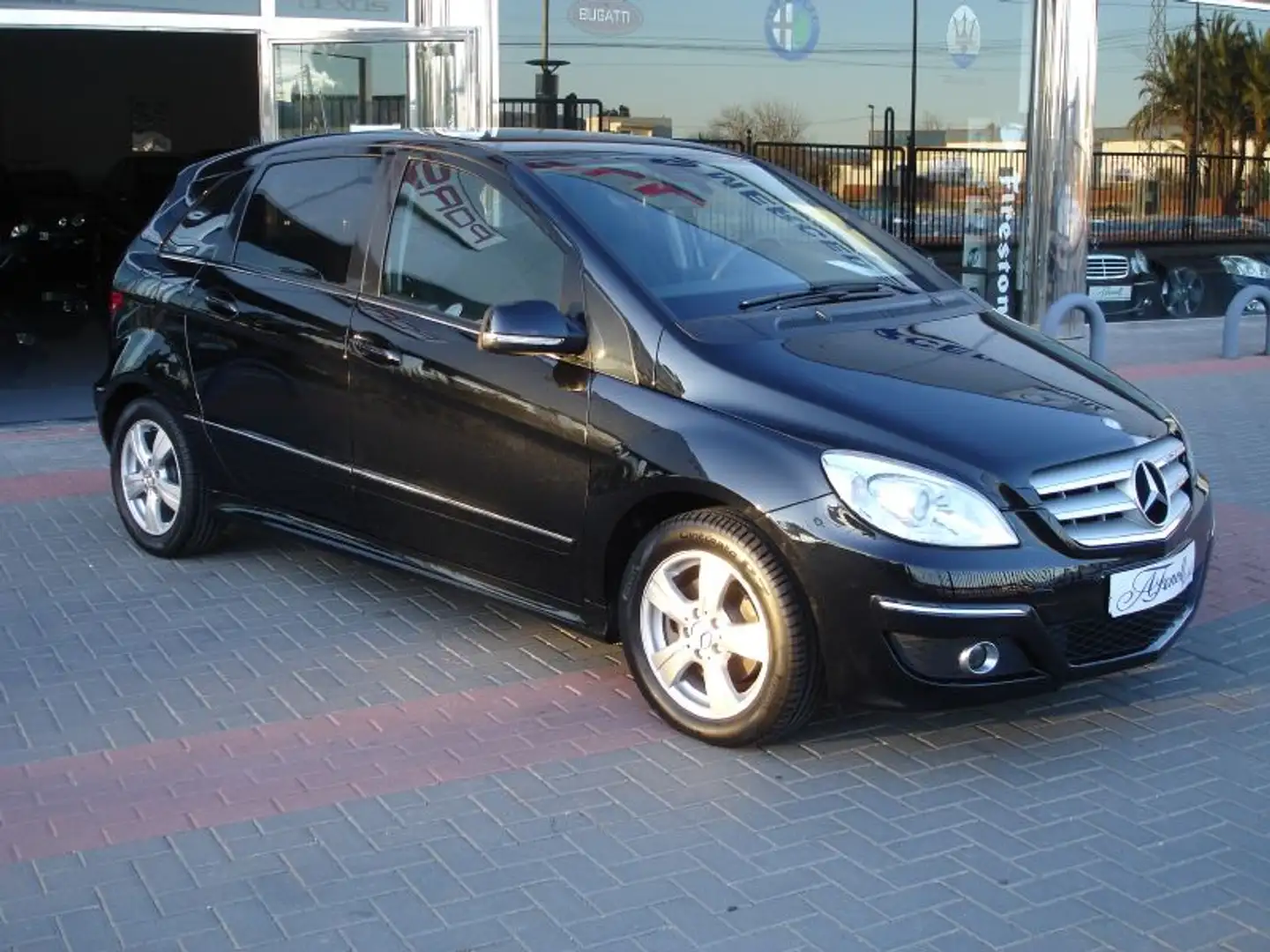 Mercedes-Benz B 180 180CDI Schwarz - 1