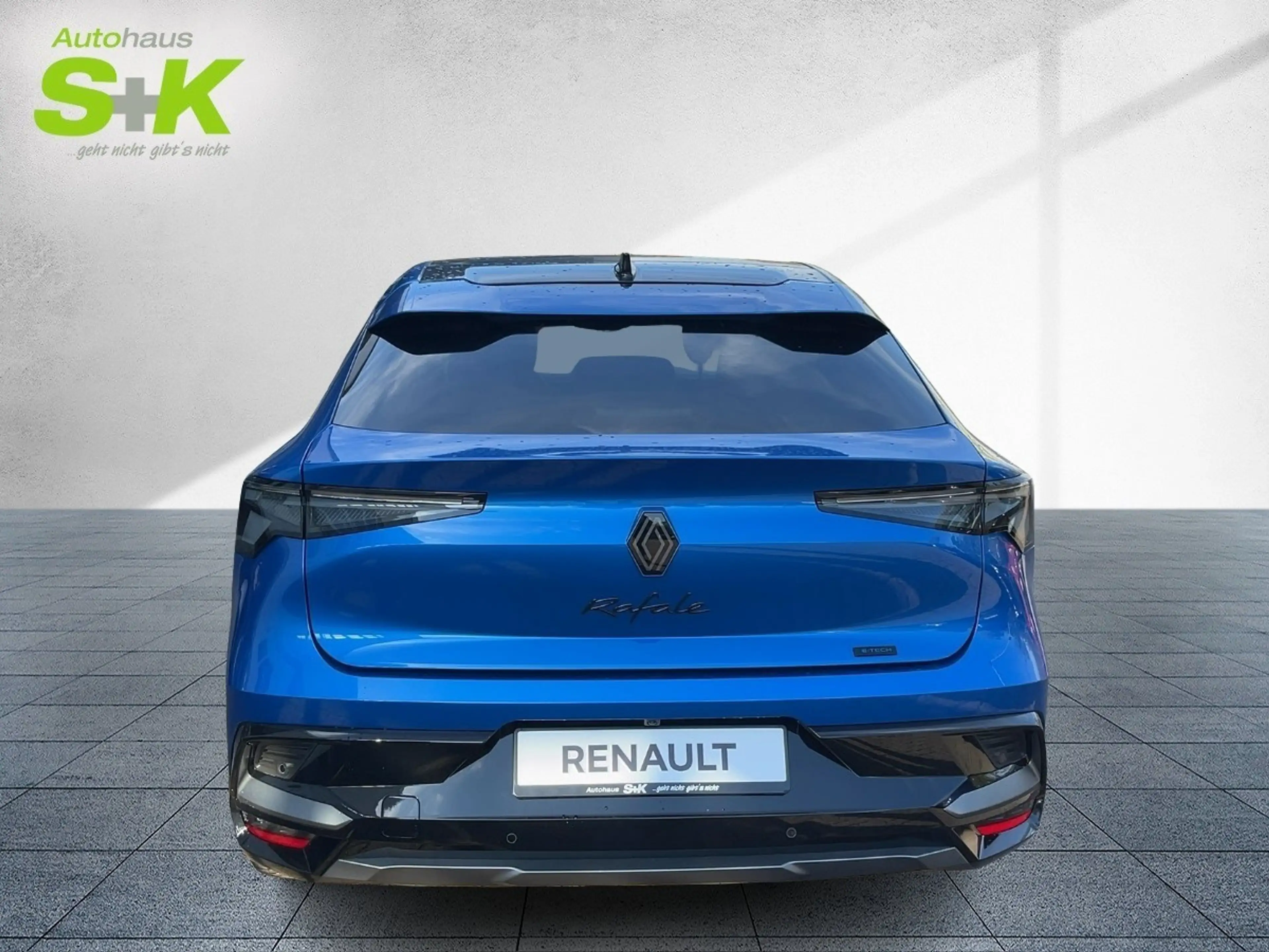 Renault Rafale Esprit Alpine E-Tech Plug-in Hybrid 300 4x4 — photo 3