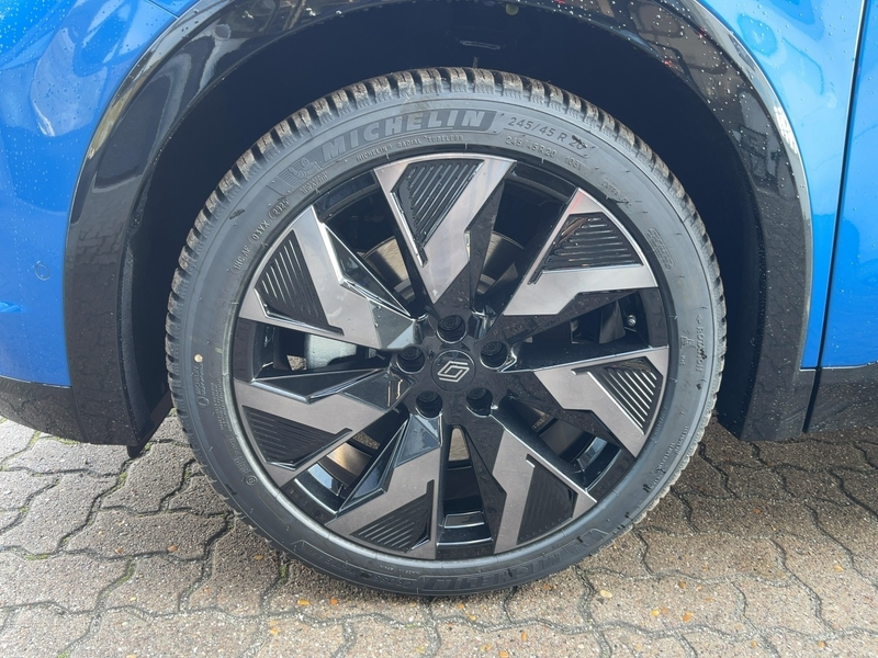 Renault Rafale Esprit Alpine E-Tech Plug-in Hybrid 300 4x4 — photo 7