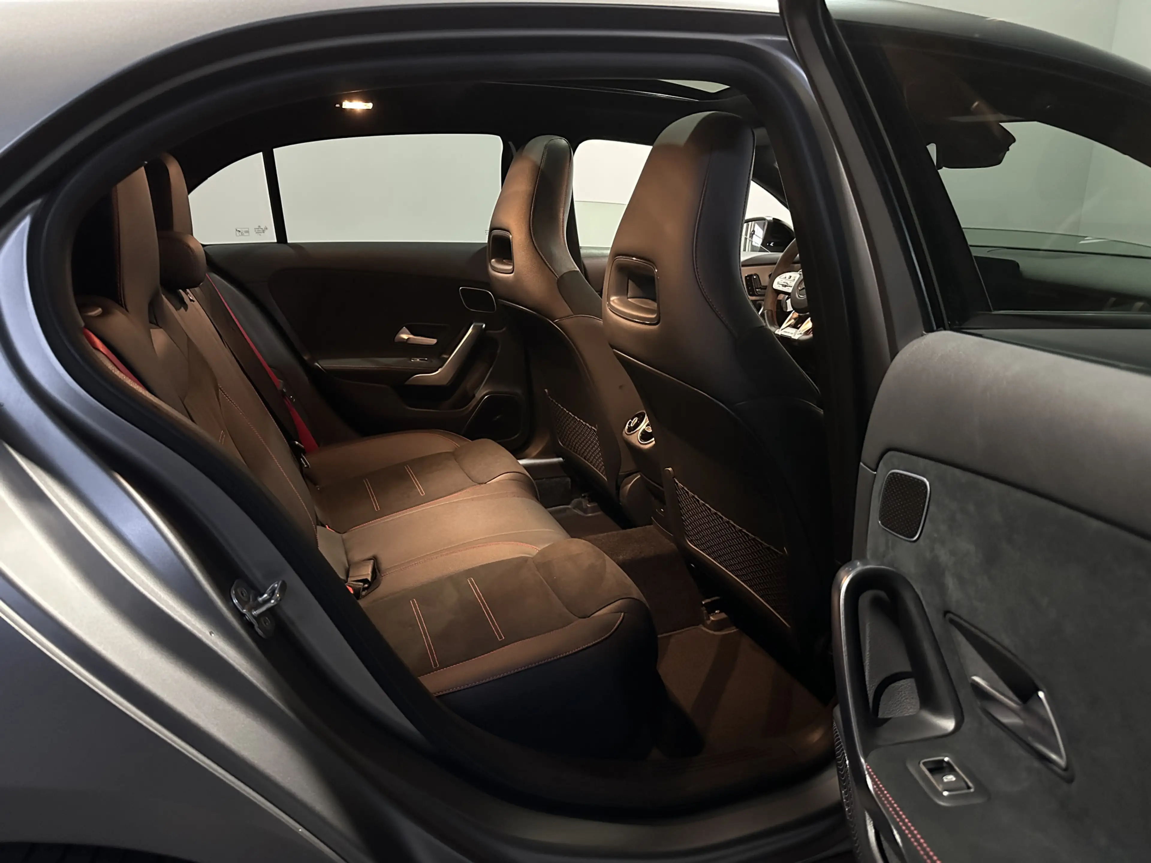 Mercedes-Benz A 45 AMG S 4MATIC+ - Pano - Aerodynamica - Dealer onderhoud — photo 41