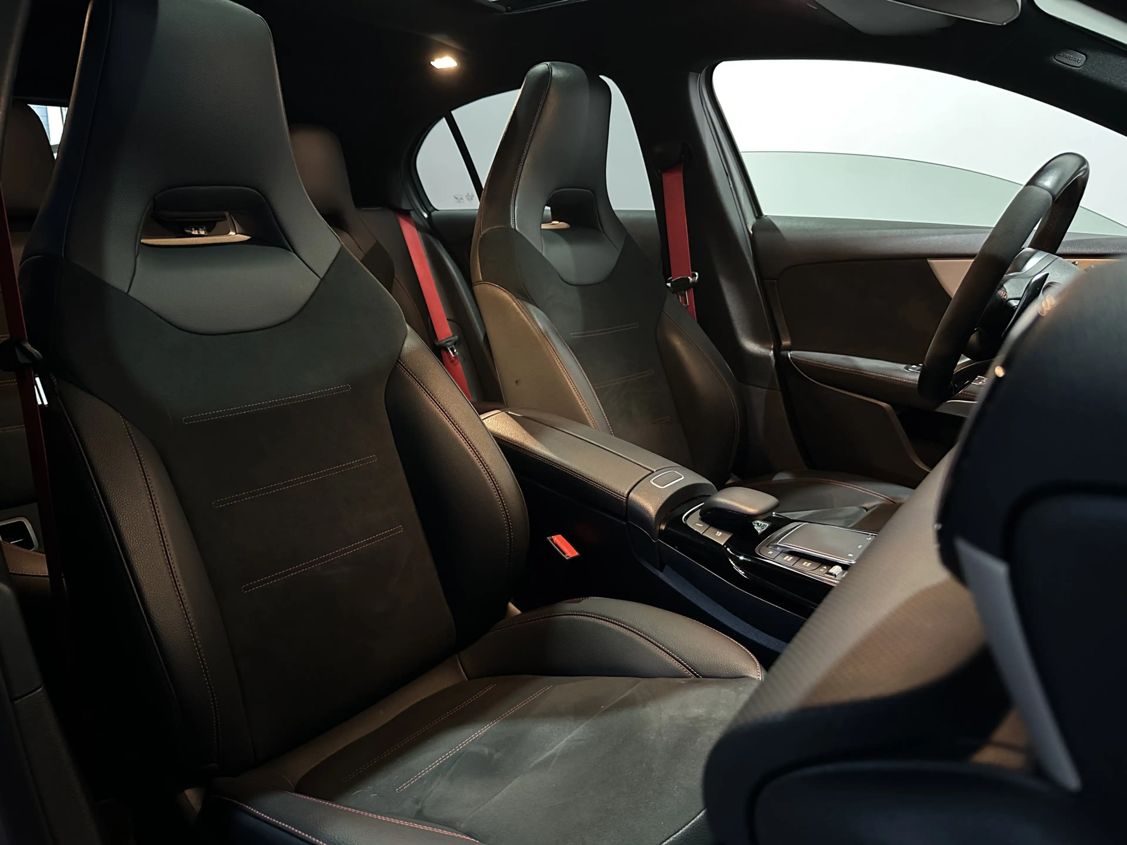 Mercedes-Benz A 45 AMG S 4MATIC+ - Pano - Aerodynamica - Dealer onderhoud — photo 39