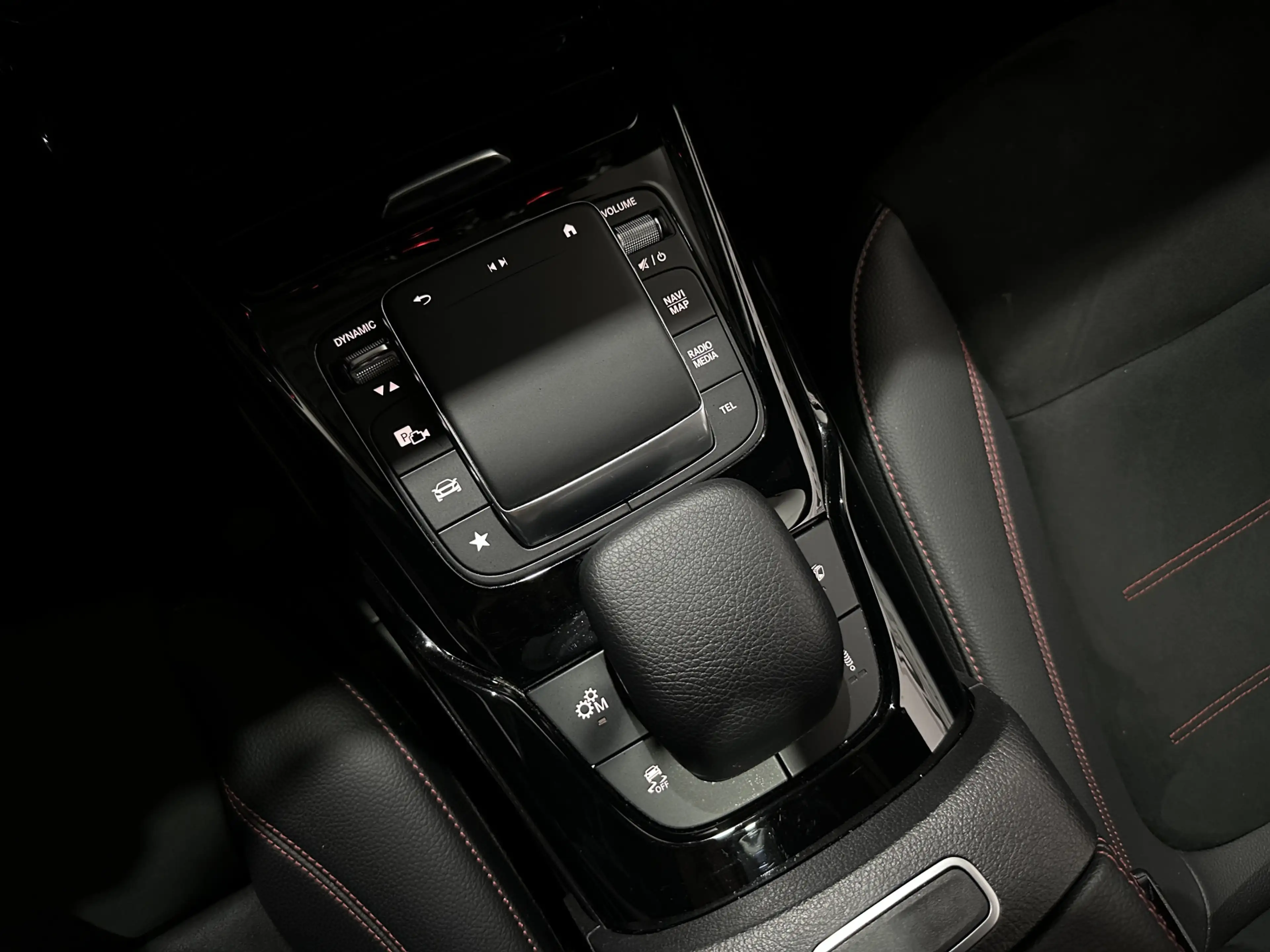 Mercedes-Benz A 45 AMG S 4MATIC+ - Pano - Aerodynamica - Dealer onderhoud — photo 31