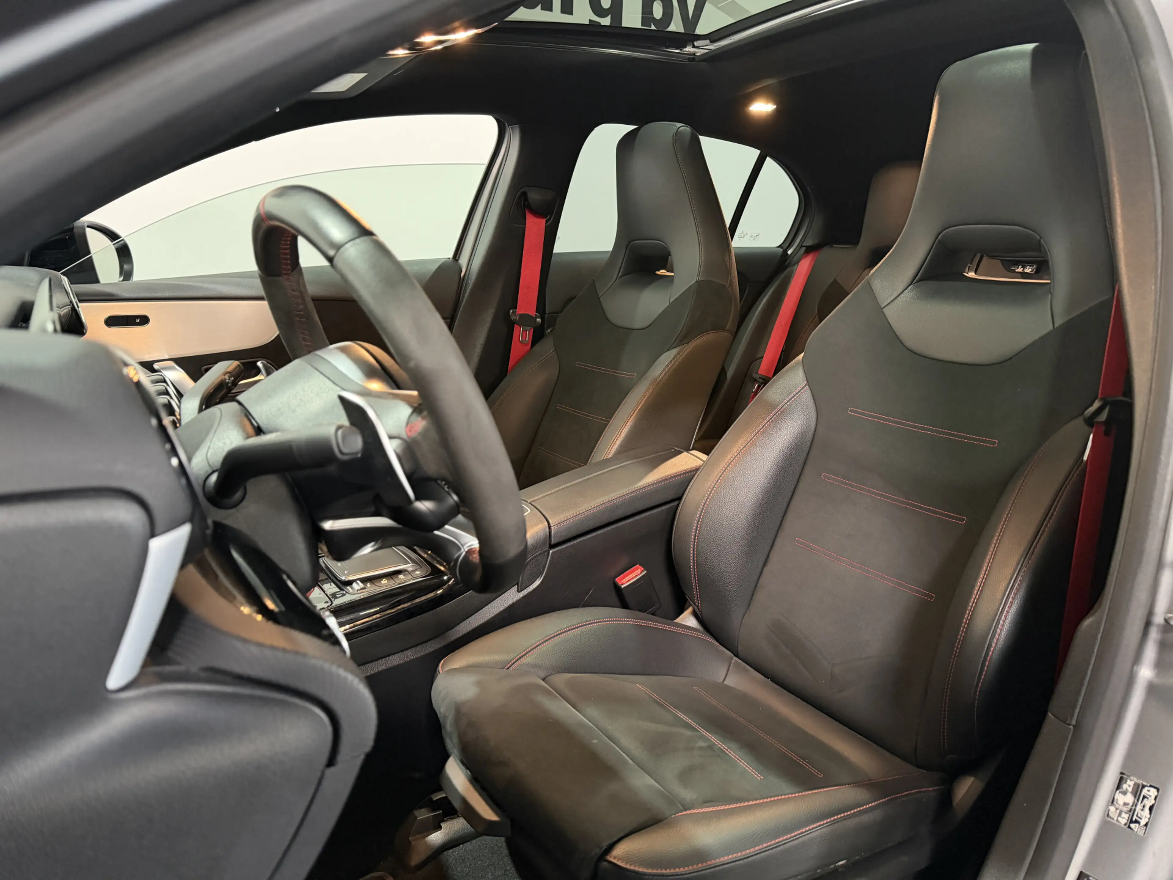 Mercedes-Benz A 45 AMG S 4MATIC+ - Pano - Aerodynamica - Dealer onderhoud — photo 19
