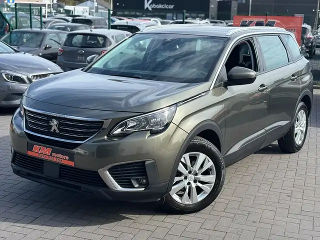 Peugeot 5008 5008 1.2 Allure (EU6.2) 7 Places - Carnet d’entretien à Jour