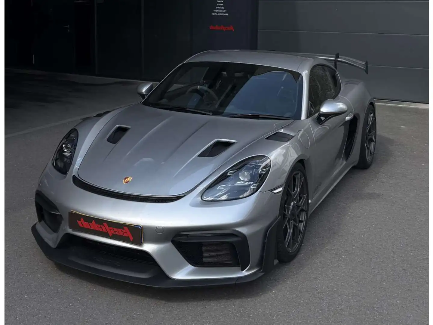 Porsche 718 Cayman GT4 RS Grijs - 1