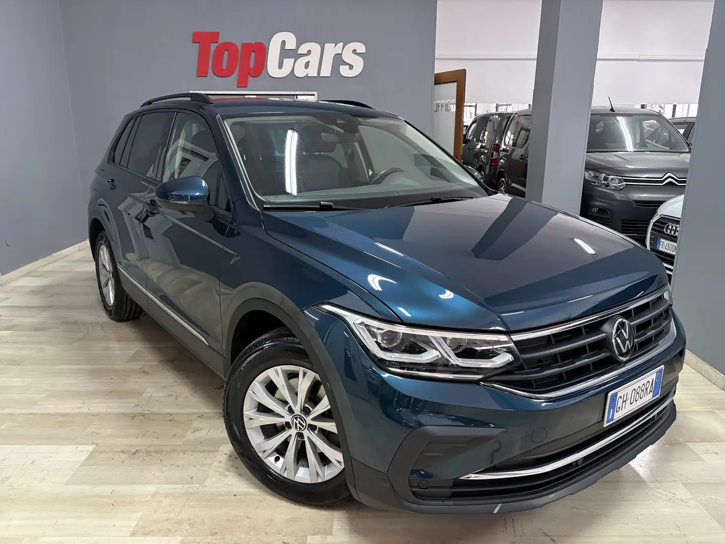 Volkswagen Tiguan 2.0 tdi  Business IQ LED - 1