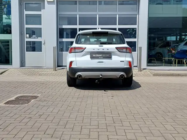 Ford Kuga view 5