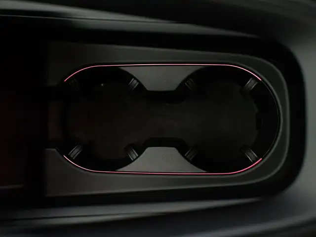 Porsche Macan view 24