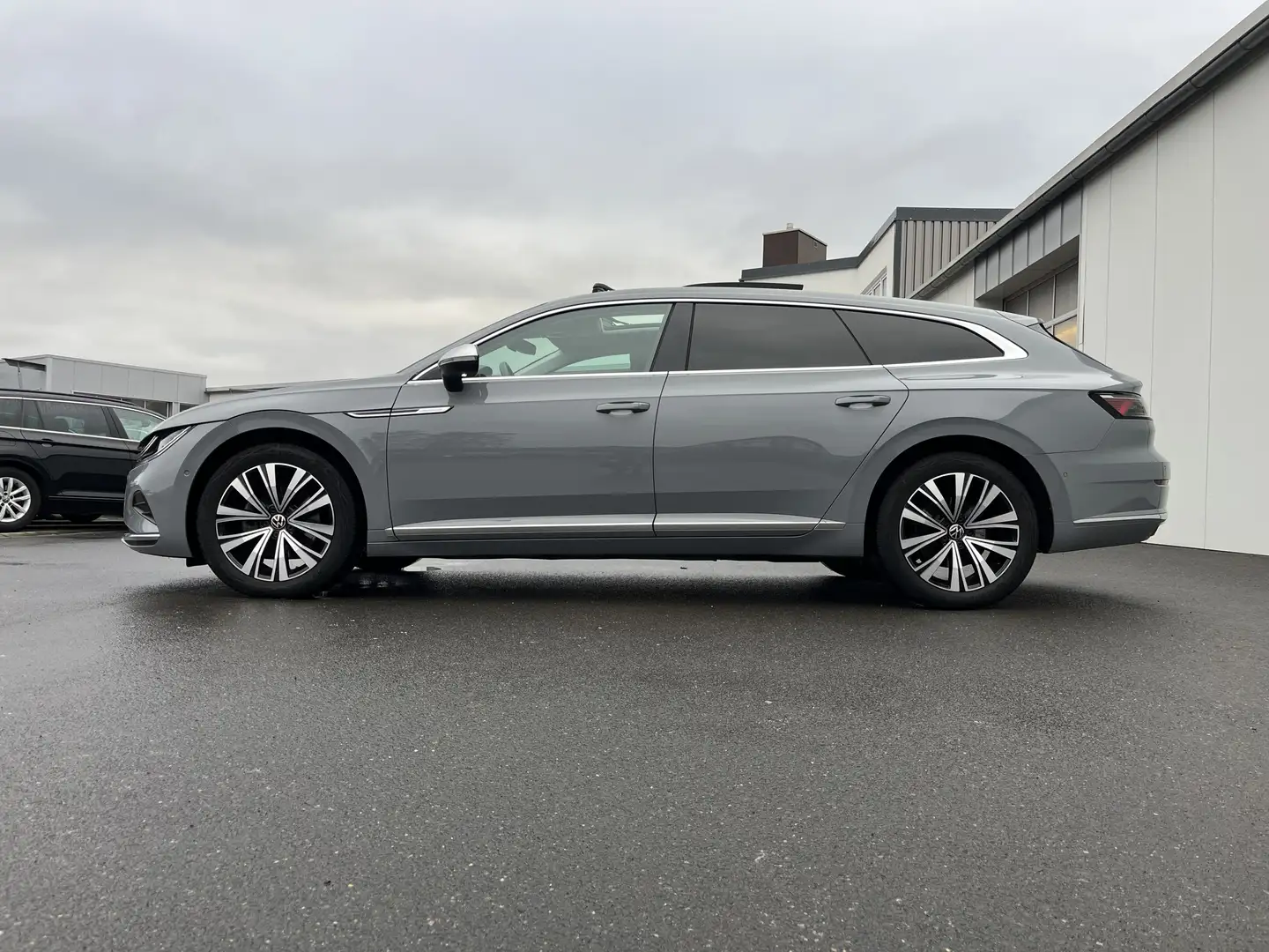 Volkswagen Arteon 1.4 TSI e-Hybrid Shooting Brake Elegance 188€ m. Grau - 2