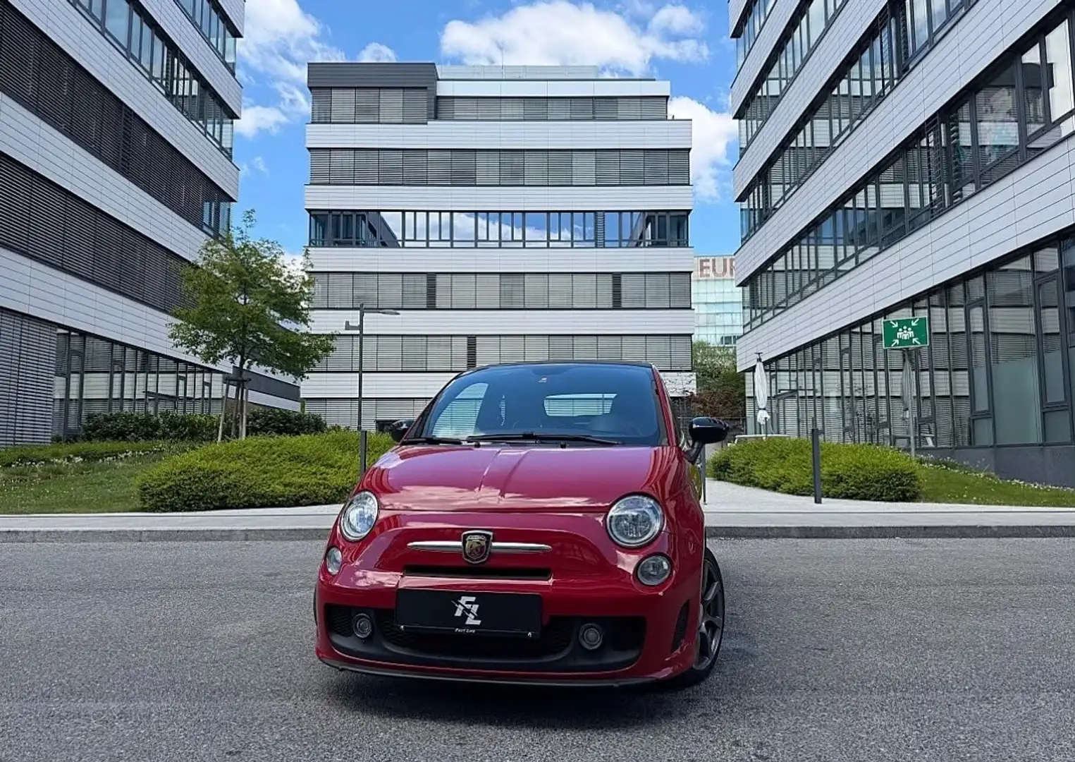 Abarth 695 500 Tributo Ferrari Rosso Corsa - 2