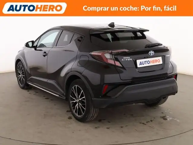 Toyota C-HR view 4