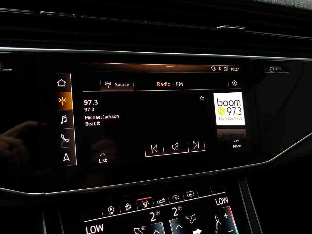 Audi Q8 снимка Audi Q8