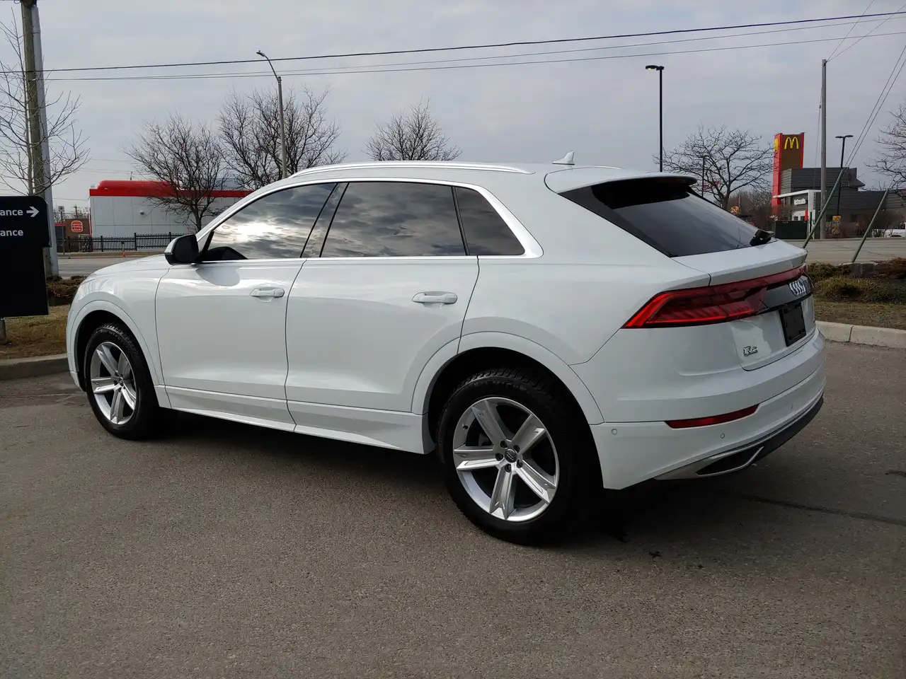Audi Q8 снимка Audi Q8