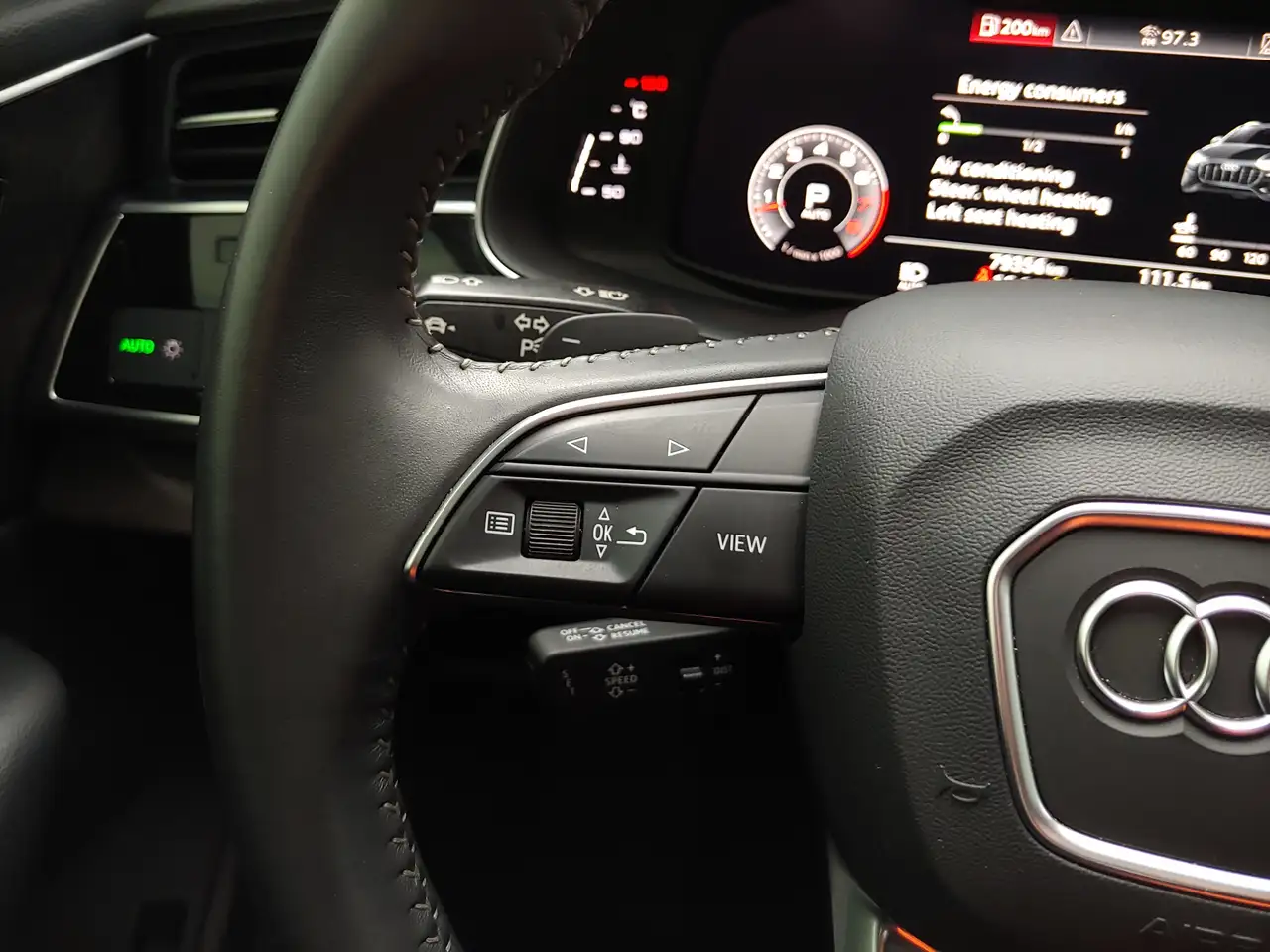 Audi Q8 снимка Audi Q8