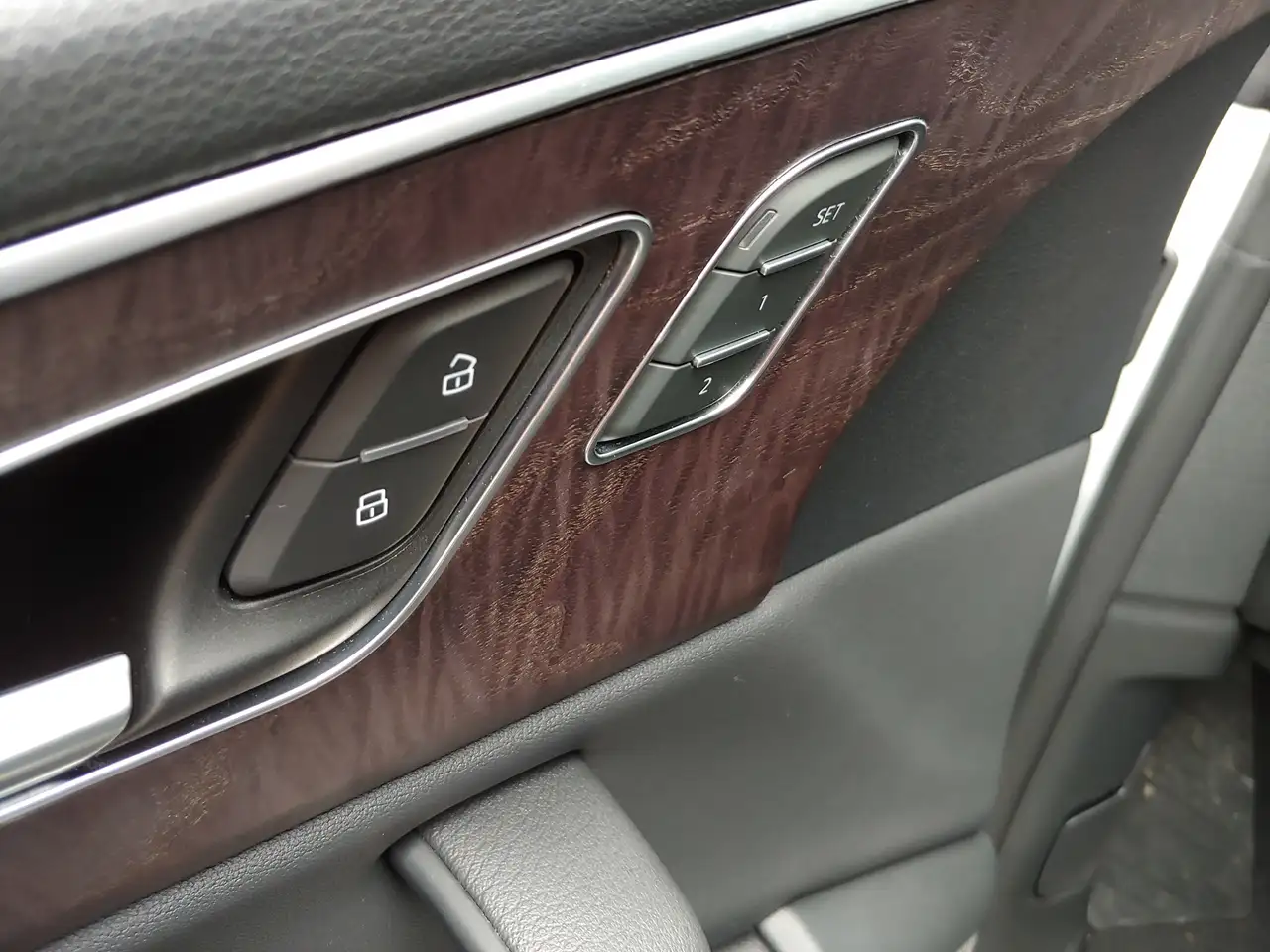 Audi Q8 снимка Audi Q8