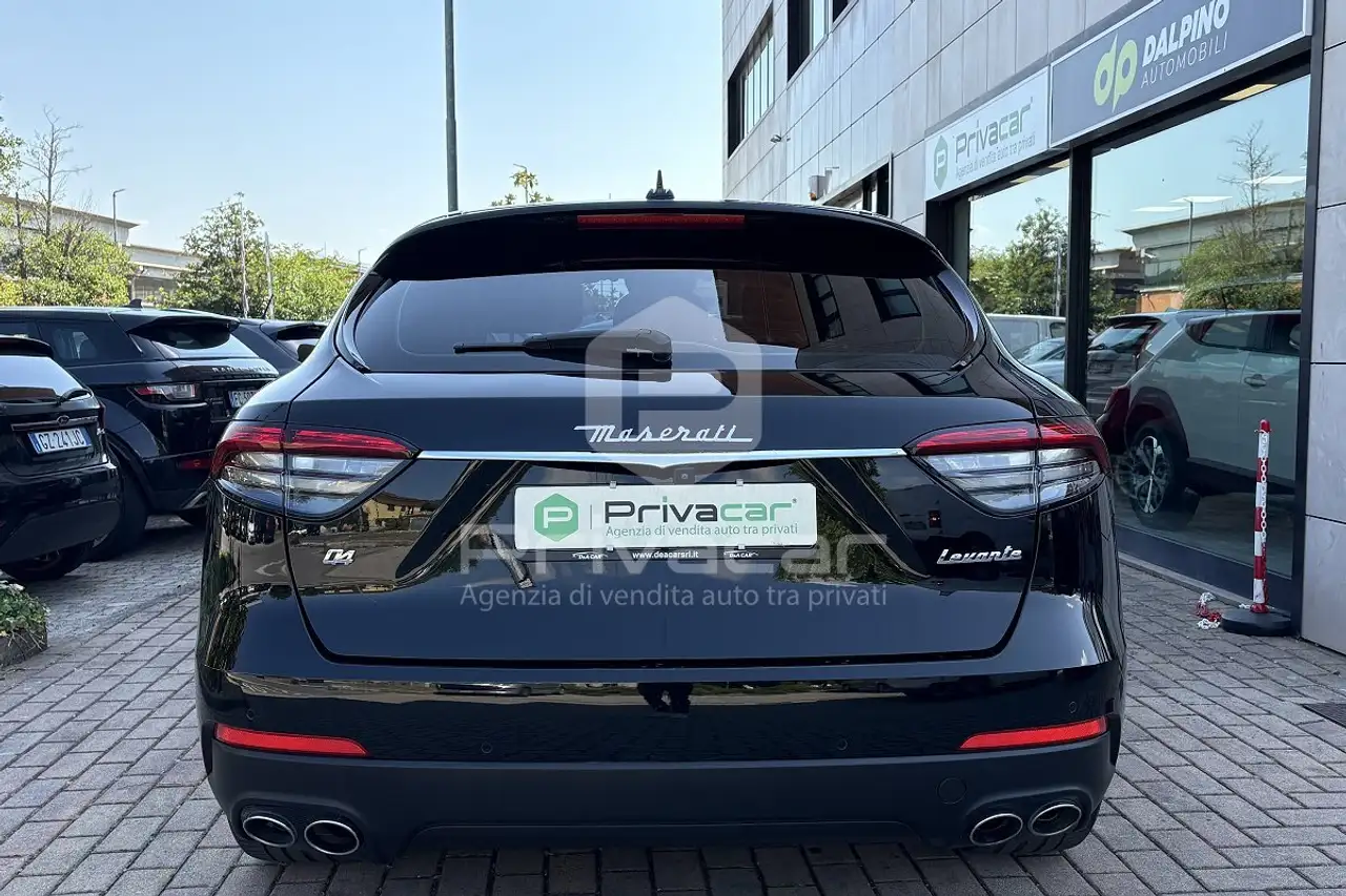 Maserati Levante 2021