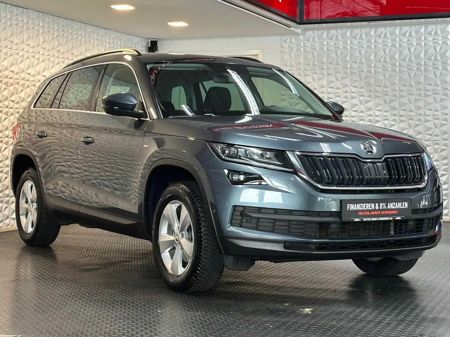 Skoda Kodiaq 1.5TSI DRIVE 125 YEARS* LED#AHK#ACC#NAVI Szary - 2