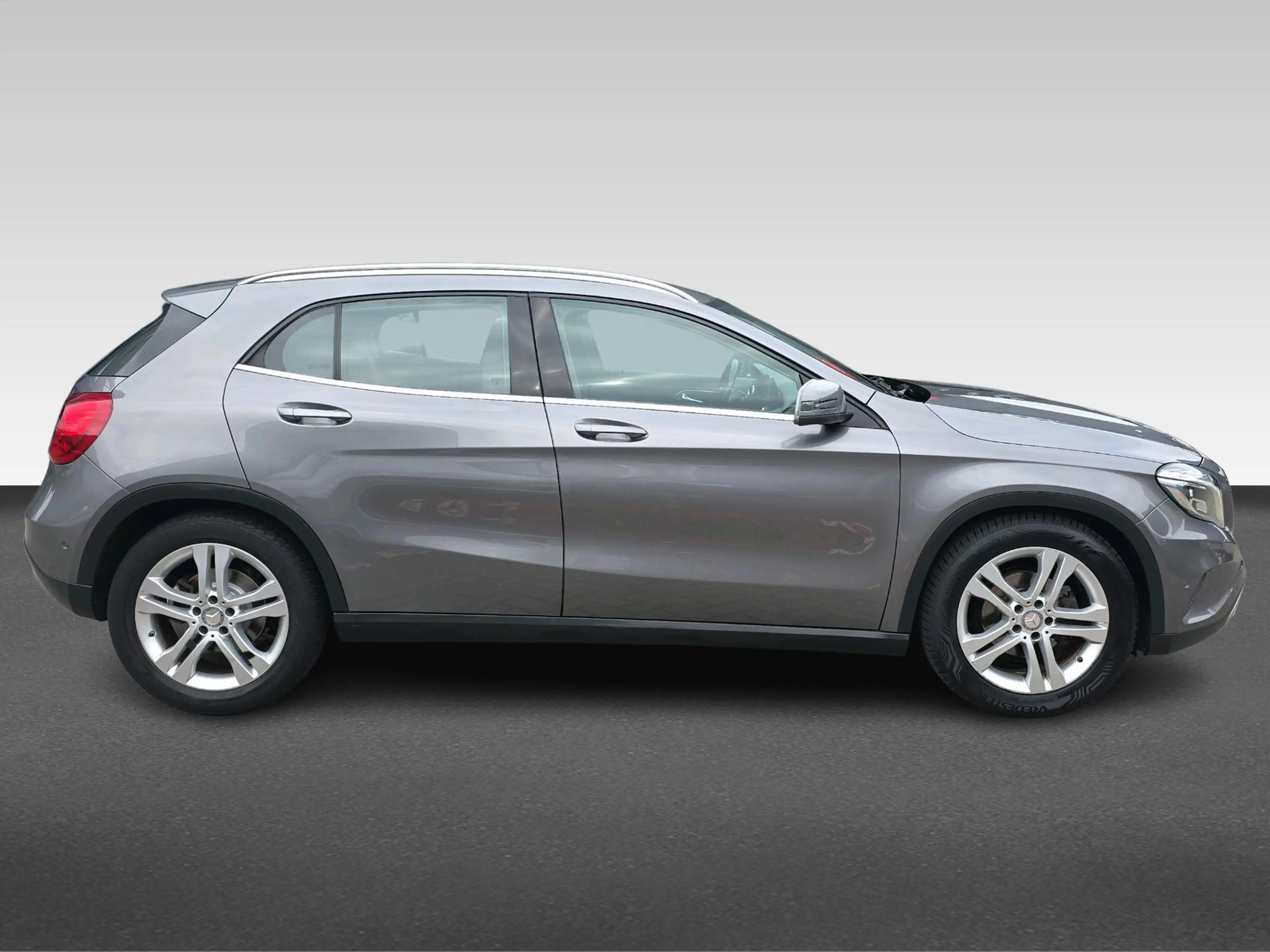 Mercedes-Benz GLA 180 Prestige | Automaat | Stoelverwarming | Navigatie — photo 9