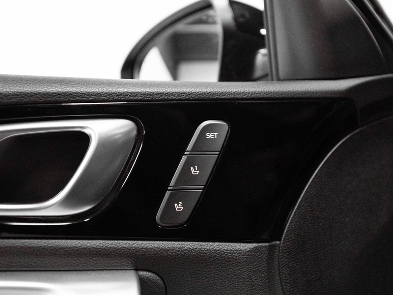 Kia ProCeed / pro_cee'd 1.6 T-GDi GT Pano Virutal Memory Keyless — photo 17