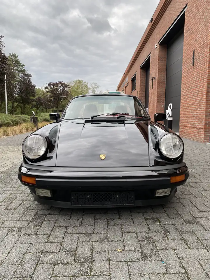 Porsche 911 3.2 Carrera Targa (G50), foto 2