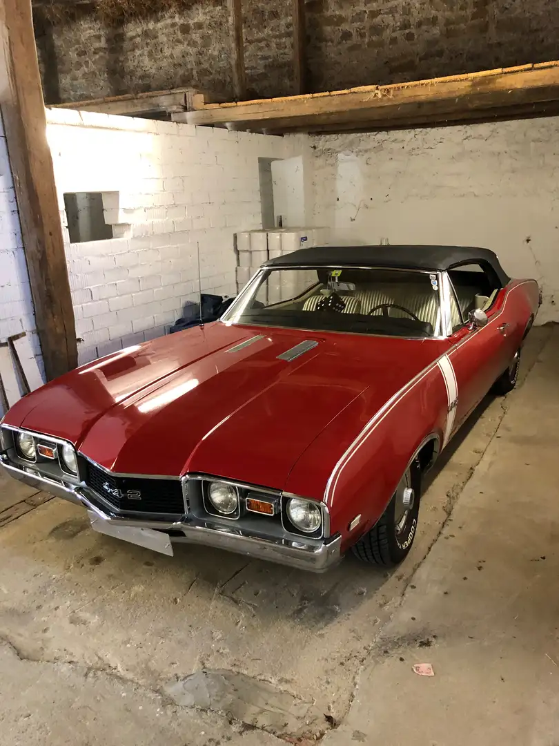 Oldsmobile 442 Cabriolet Rot - 1