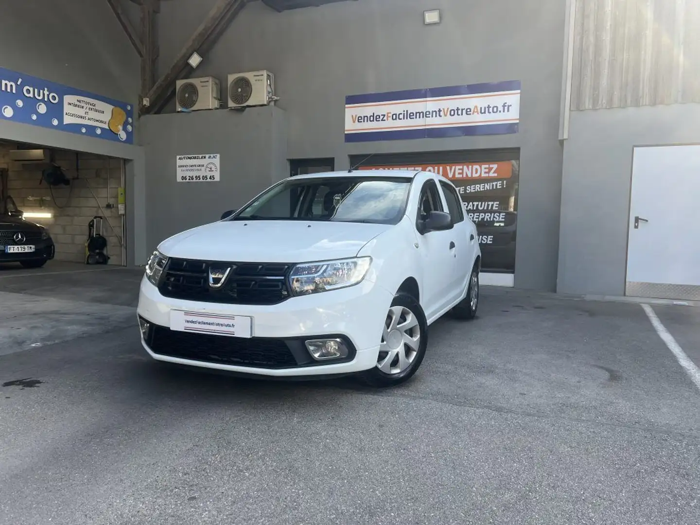 Dacia Sandero 1.0l 75cv Blanco - 1