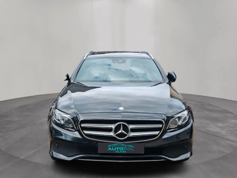Mercedes-Benz E 220 d T Avantgarde Widescreen Multibeam S-Dach — photo 7