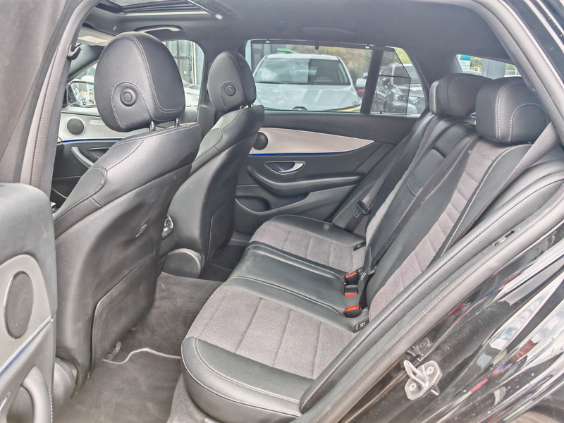 Mercedes-Benz E 220 d T Avantgarde Widescreen Multibeam S-Dach — photo 13