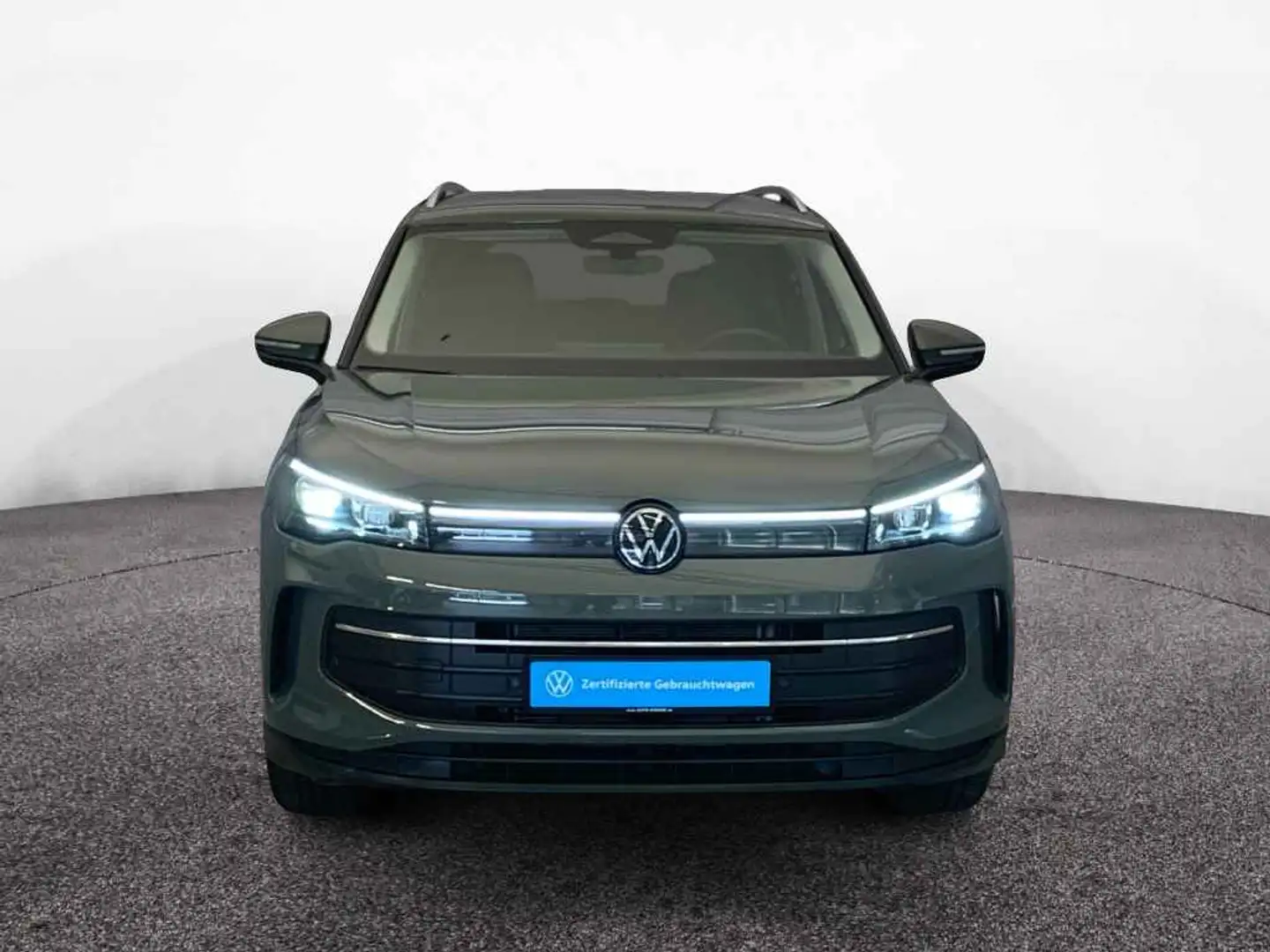 Volkswagen Tiguan Life 1.5 eTSI DSG *AHK*LED*ACC*NAVI*R-CAM Grün - 2