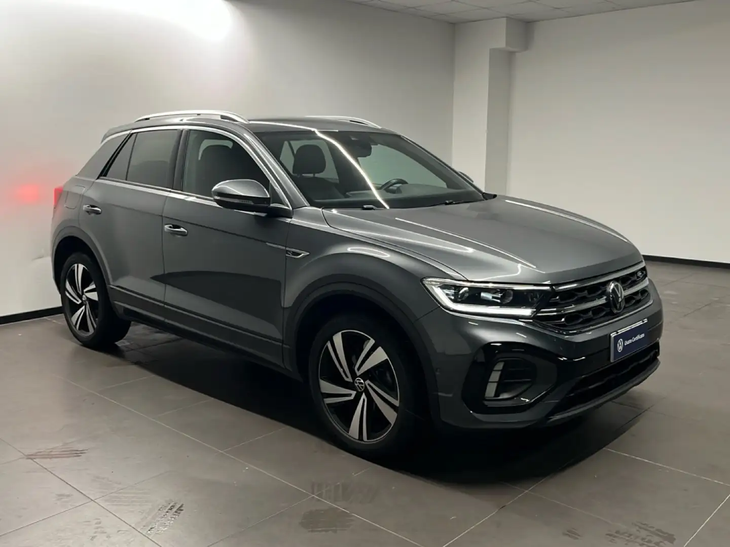 Volkswagen T-Roc Nuovo R-Line 1.0 TSI 81 kW (110 CV) Manuale Gris - 2