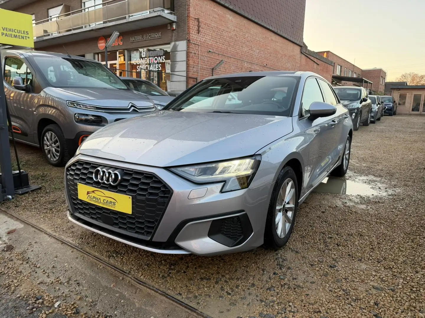 Audi A3 * Sportback* 35 TFSI *CARPLAY*GARANTIE Gris - 1
