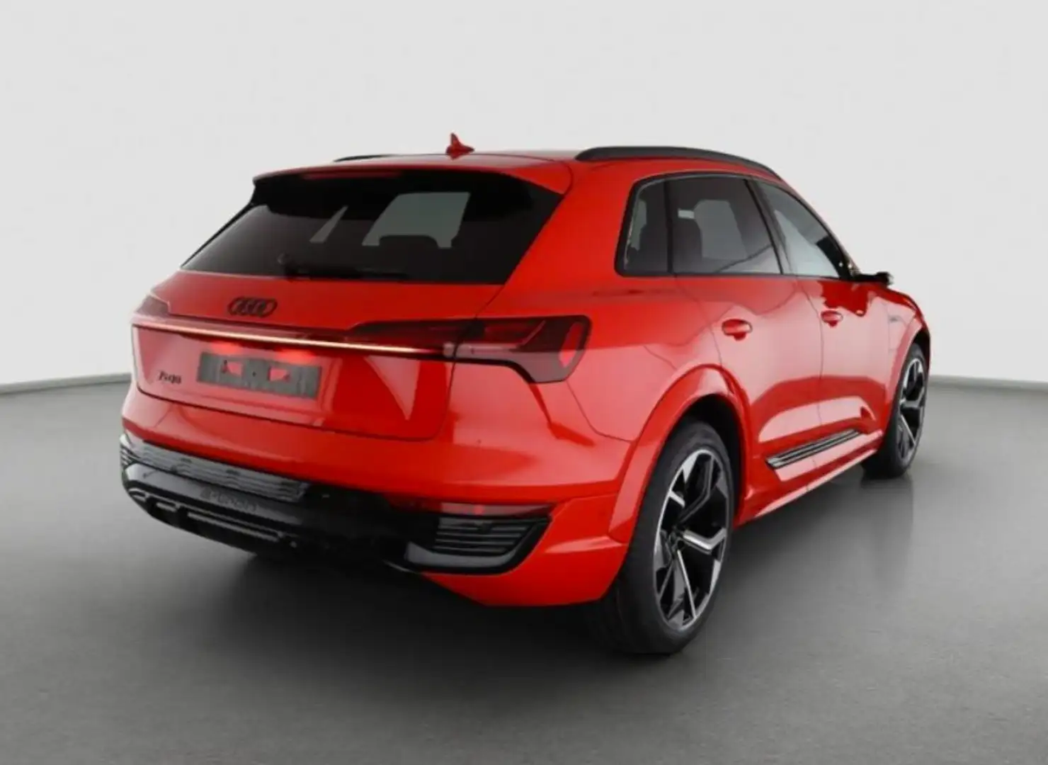 Audi SQ8 e-tron, 21 Zoll, AHK, Optikpaket Schwarz, Matrix-L Rot - 2