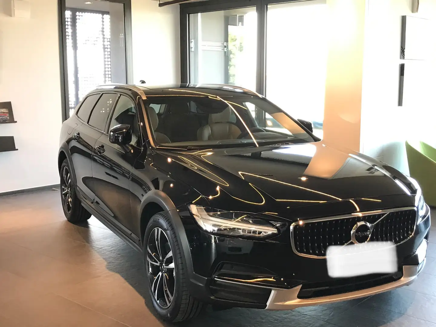 Volvo V90 Cross Country V90 Cross Country 2.0 d4 Pro awd geartronic my19 Schwarz - 2
