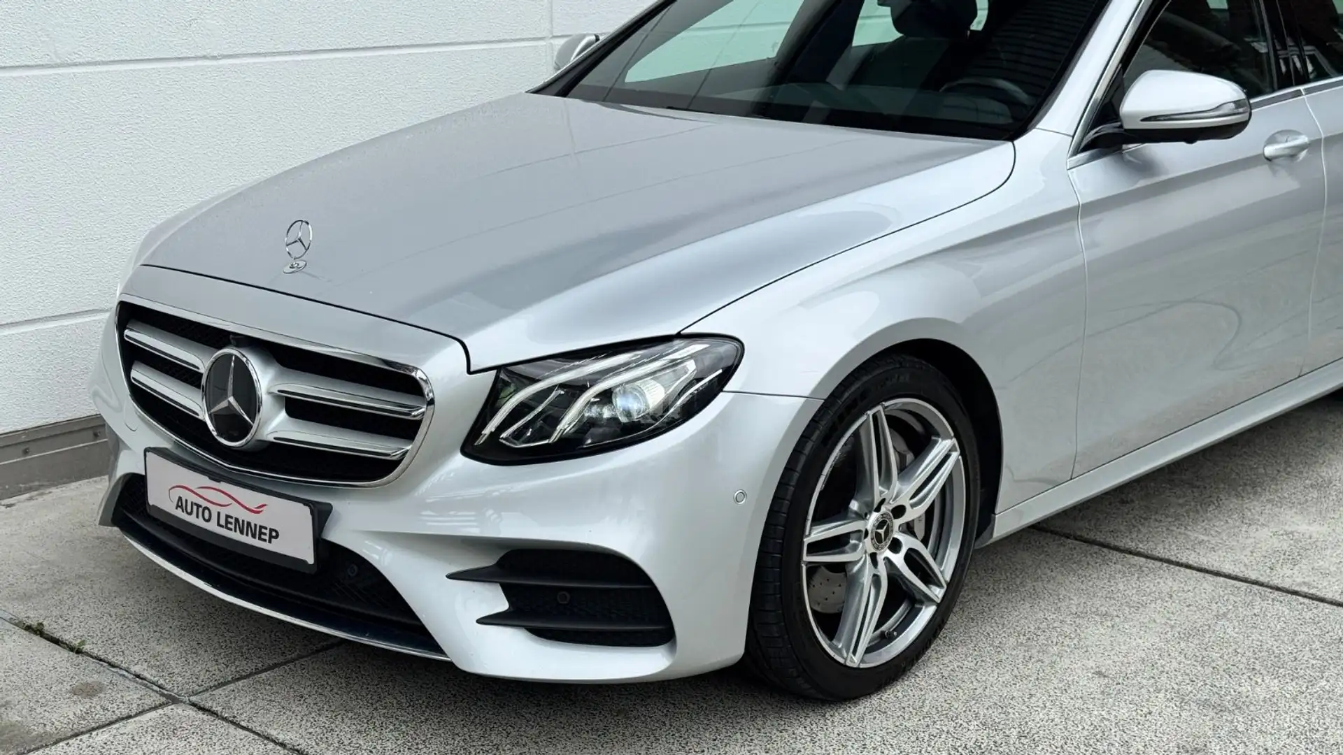 Mercedes-Benz E 400 d 4MATIC*AMG-Line*Nappa*Standhzg*Virtual*19 Silber - 2