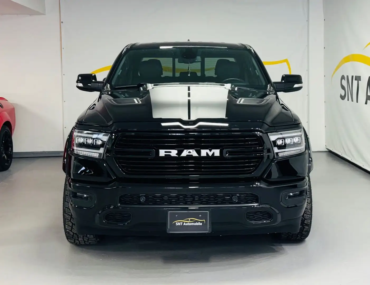 Dodge RAM 5.7 V8 1500 BIGHORN 4X4 QUAD CAB Schwarz - 2