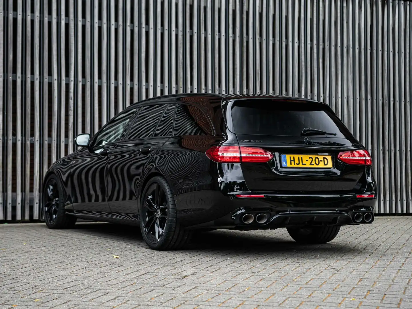 Mercedes-Benz E 53 AMG Estate 4MATIC Premium Plus Zwart - 2