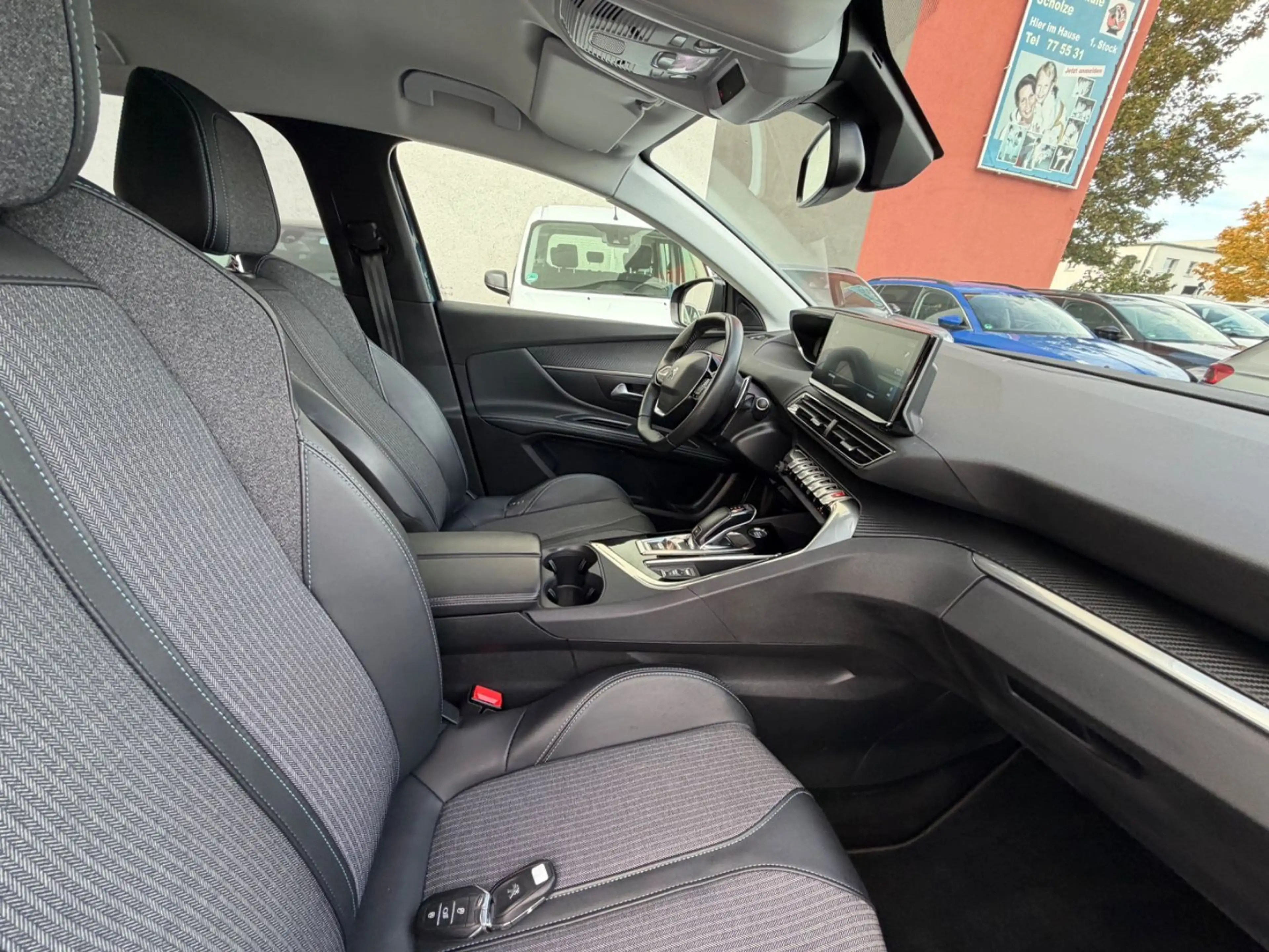 Peugeot 5008 1.5 HDi Allure Autom./1.Hand/AHK/7-Sitzer — photo 13