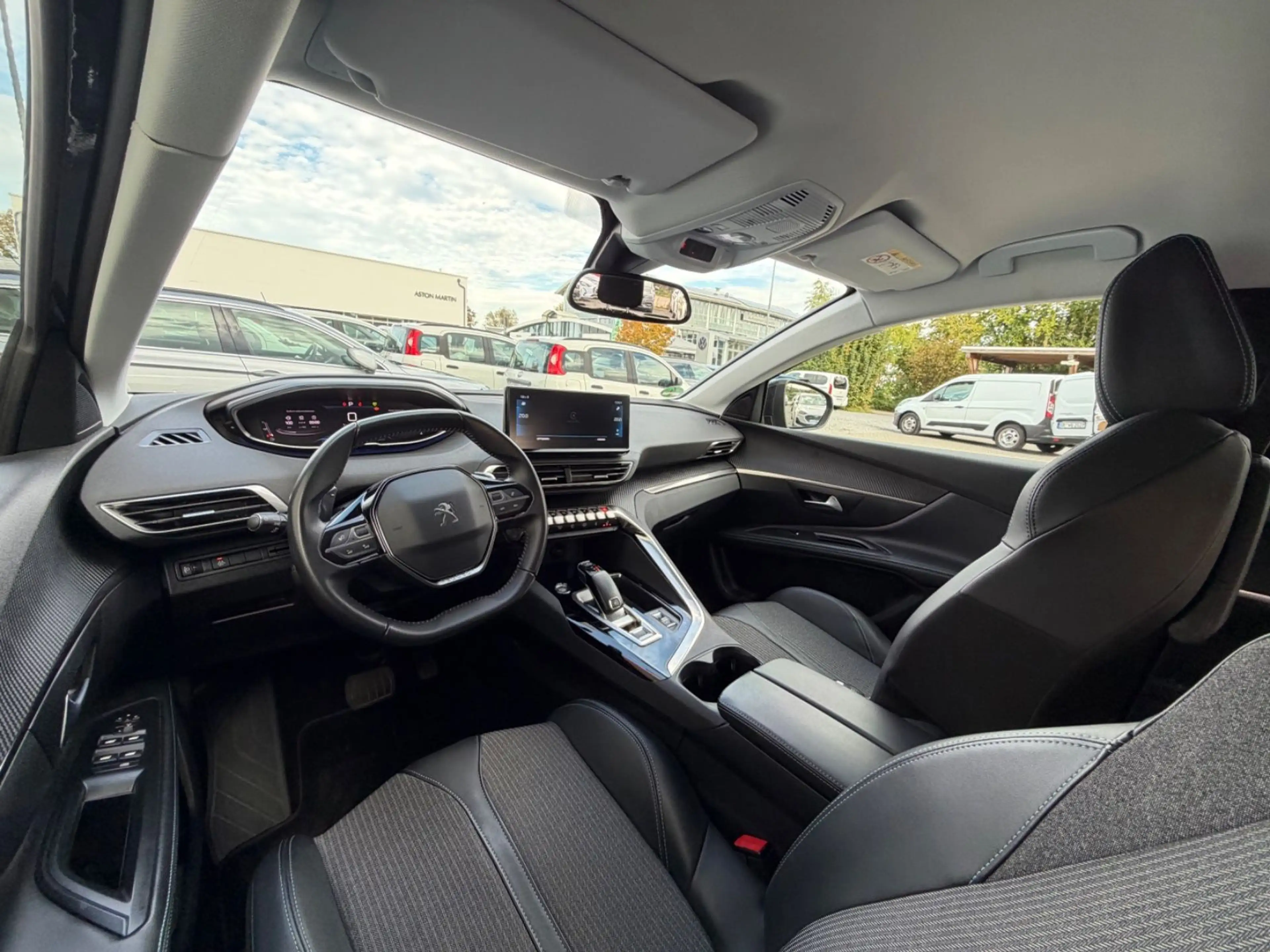 Peugeot 5008 1.5 HDi Allure Autom./1.Hand/AHK/7-Sitzer — photo 9
