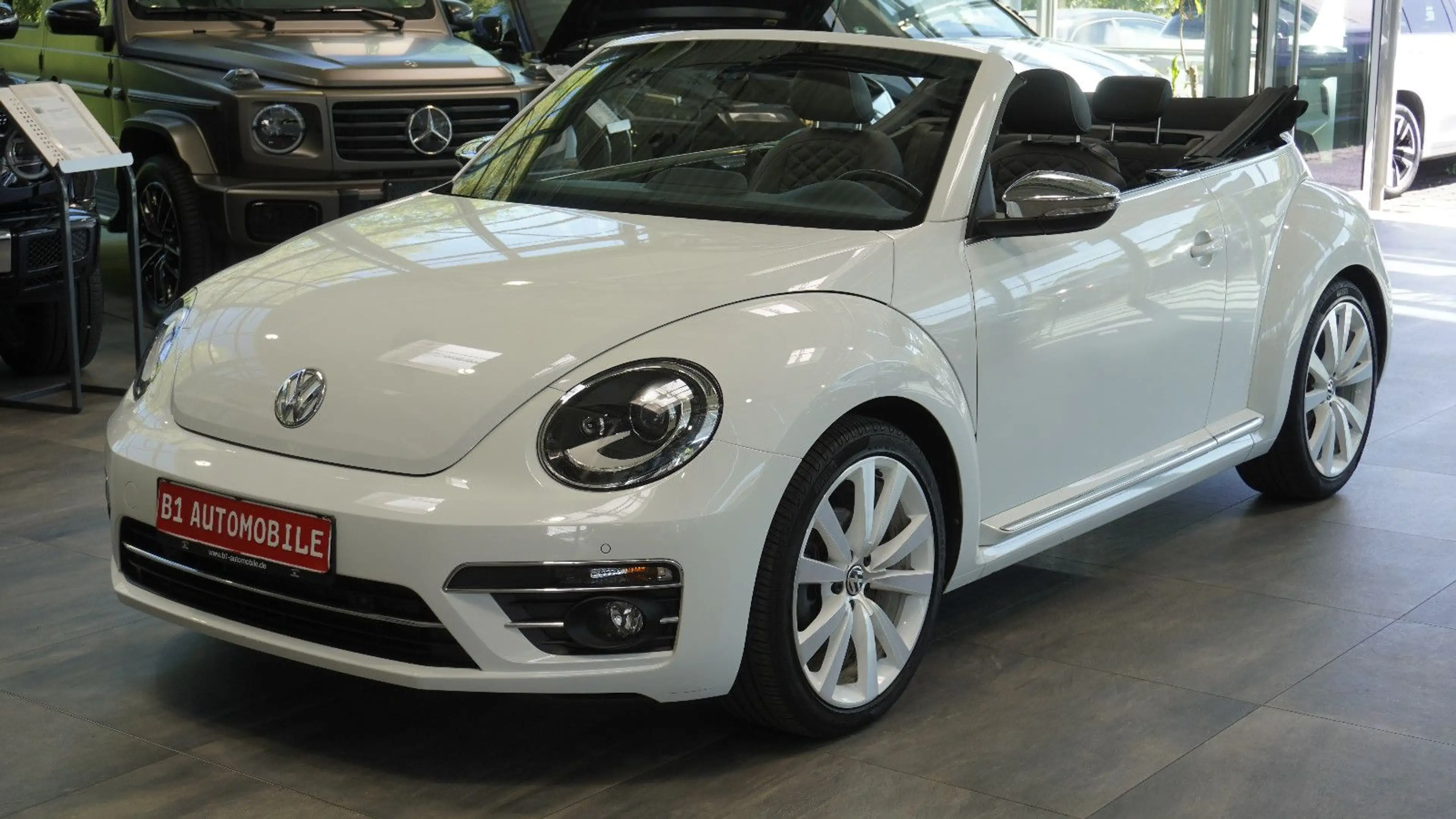 Volkswagen Beetle Cabriolet Exclusive Design*LEDER*CAM*
