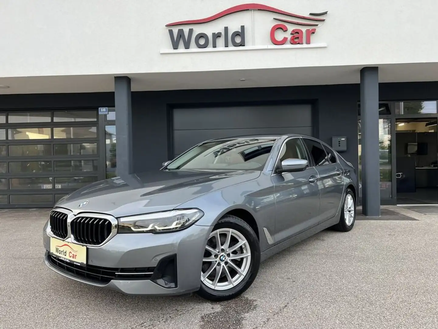 BMW 520 d xDrive G30 LCI Aut.LED/NAVI/LEDER/360° Niebieski - 1