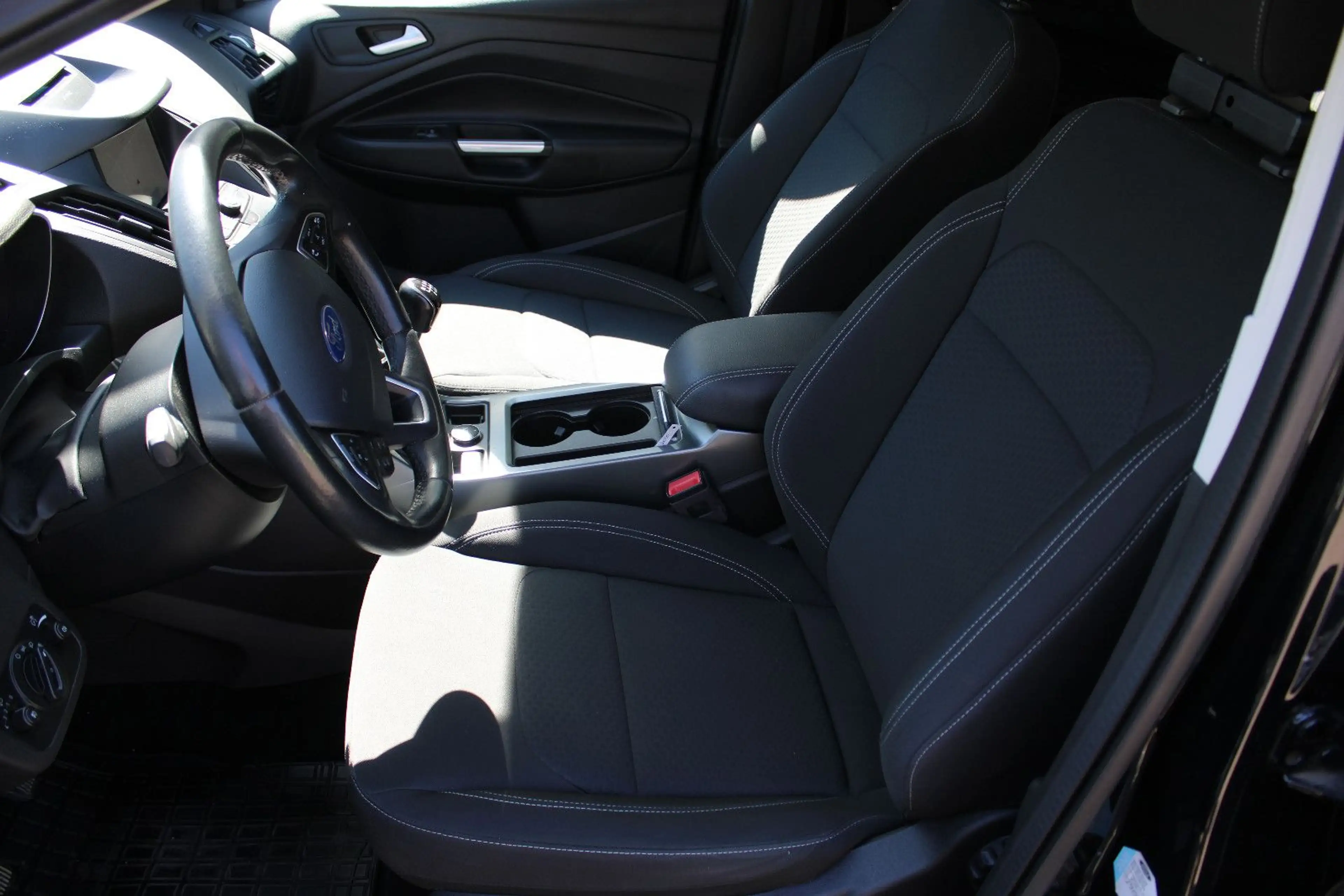 Ford Kuga Cool & Connect *AHK+NAVI+PDC+TEMPOMAT* — photo 12