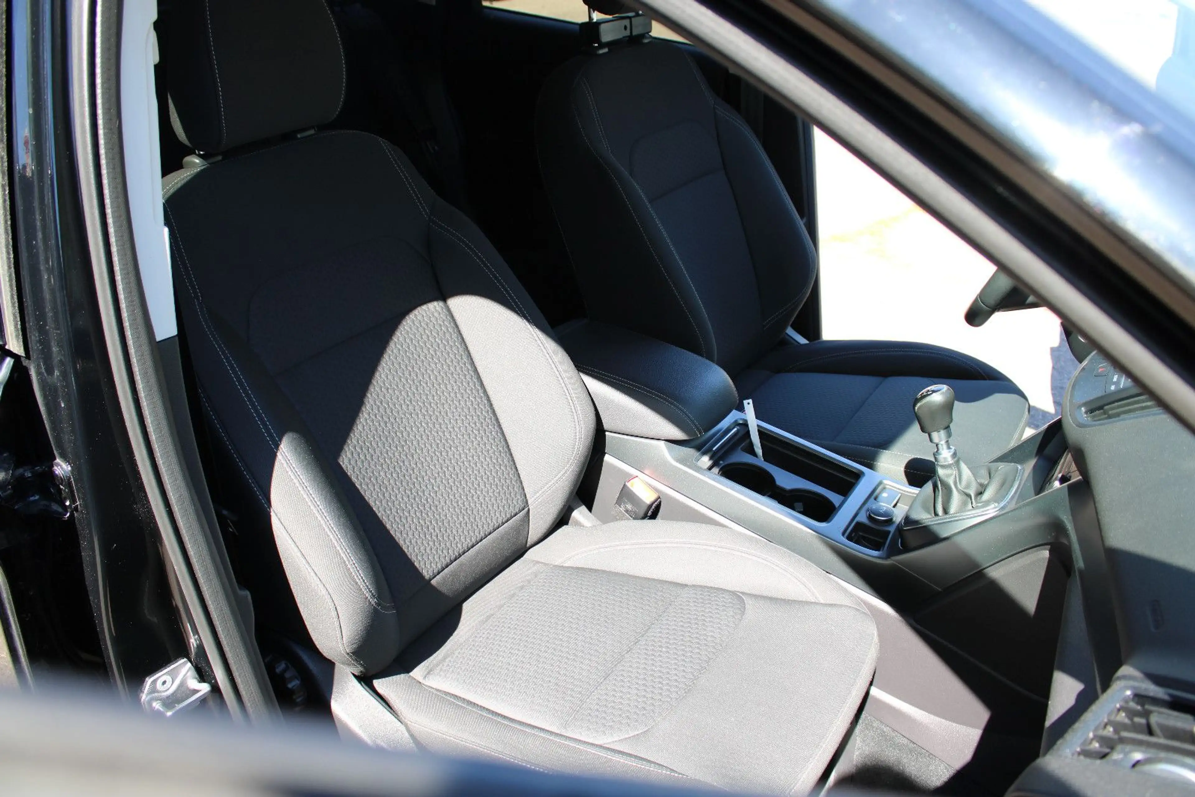 Ford Kuga Cool & Connect *AHK+NAVI+PDC+TEMPOMAT* — photo 13