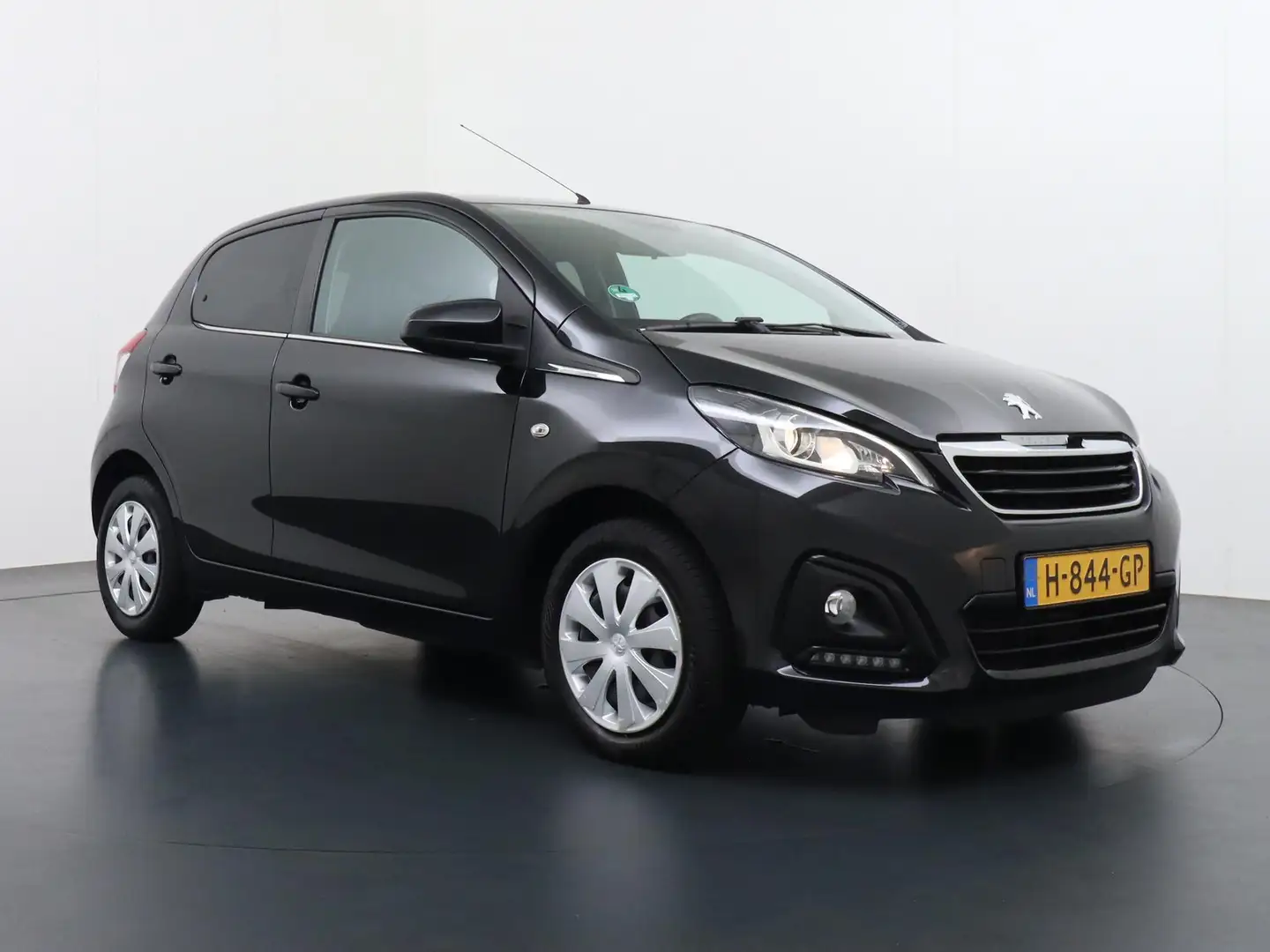 Peugeot 108 Active 72 pk | Airco | LED Dagrijverlichting | Blu Schwarz - 2