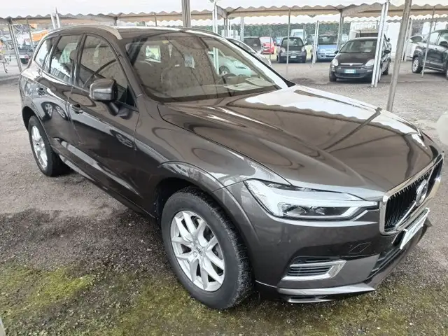Volvo XC60 2.0 T8 Twin Engine awd geartronic Plug-in Autom.
