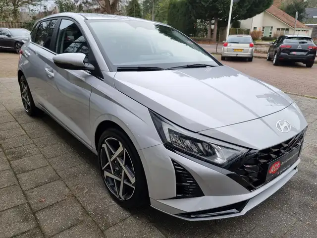 Hyundai i20 view 13