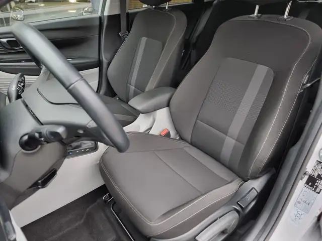 Hyundai i20 view 15