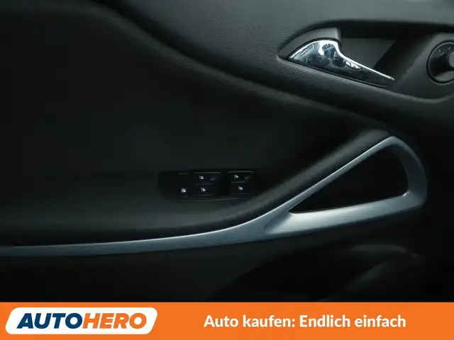 Opel Zafira Tourer view 27