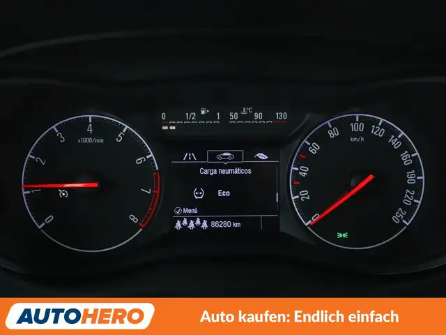 Opel Zafira Tourer view 20